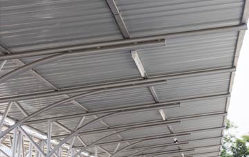 installing Leachkin metal roofing